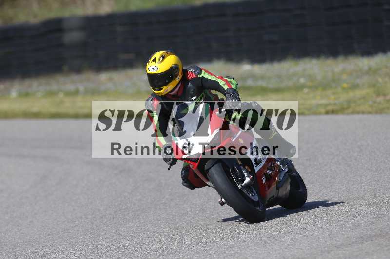 /01 02.04.2026 MAZ ADR/Gruppe gelb Gruppe gruen/21